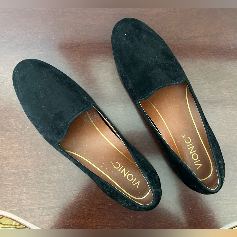Vionic Willa Loafers Black Suede